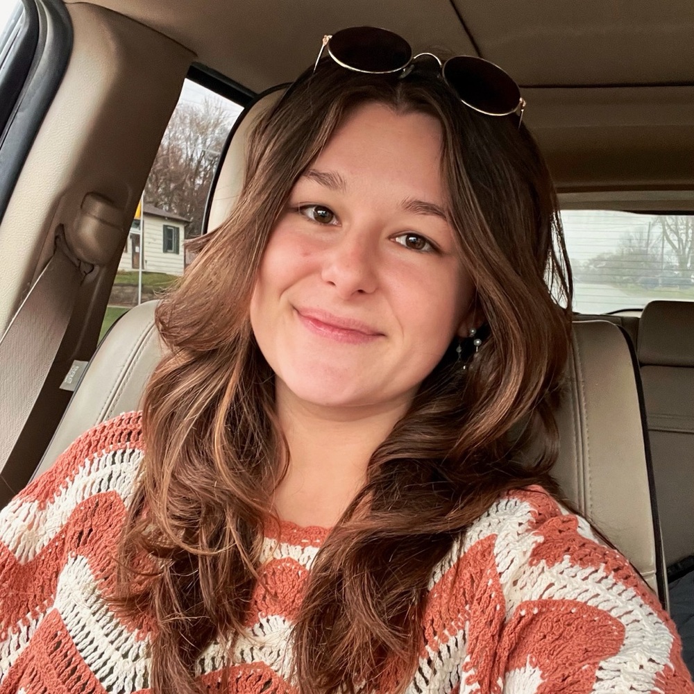 Meet your Posher, Leah